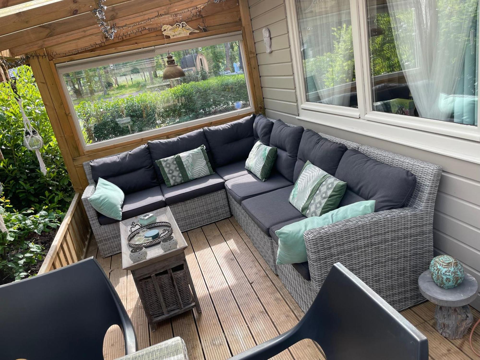 Chalet Sint-Hubertus Zutendaal Exteriör bild